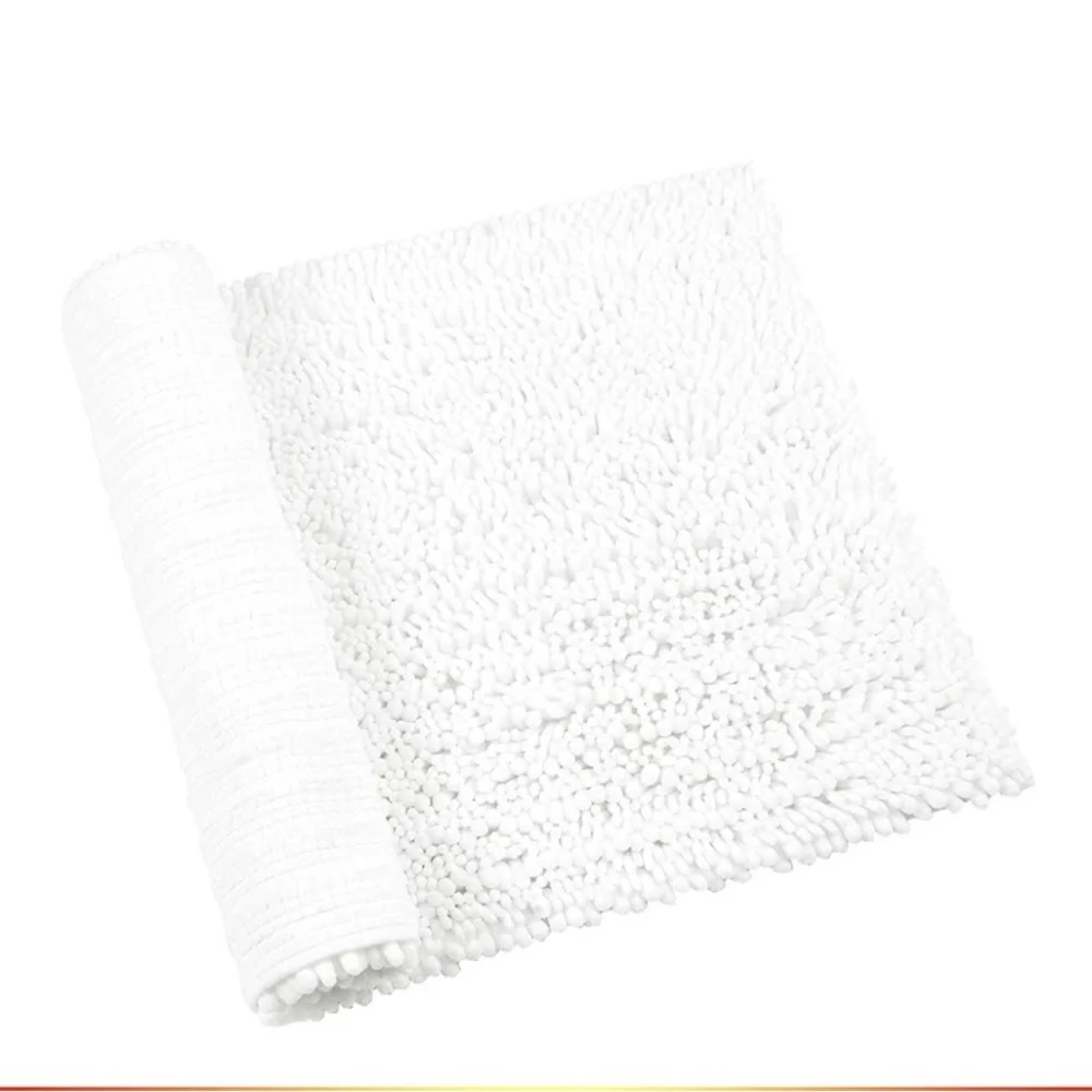 Luxurious White Bath Mat